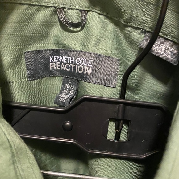 Kenneth Cole Button Down - Picture 3 of 3